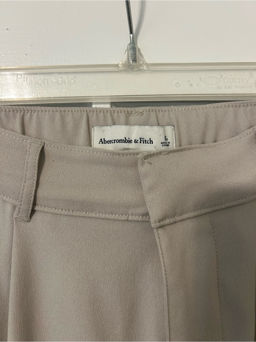 Abercrombie and Fitch Tailored Trousers - Picture 2 of 4